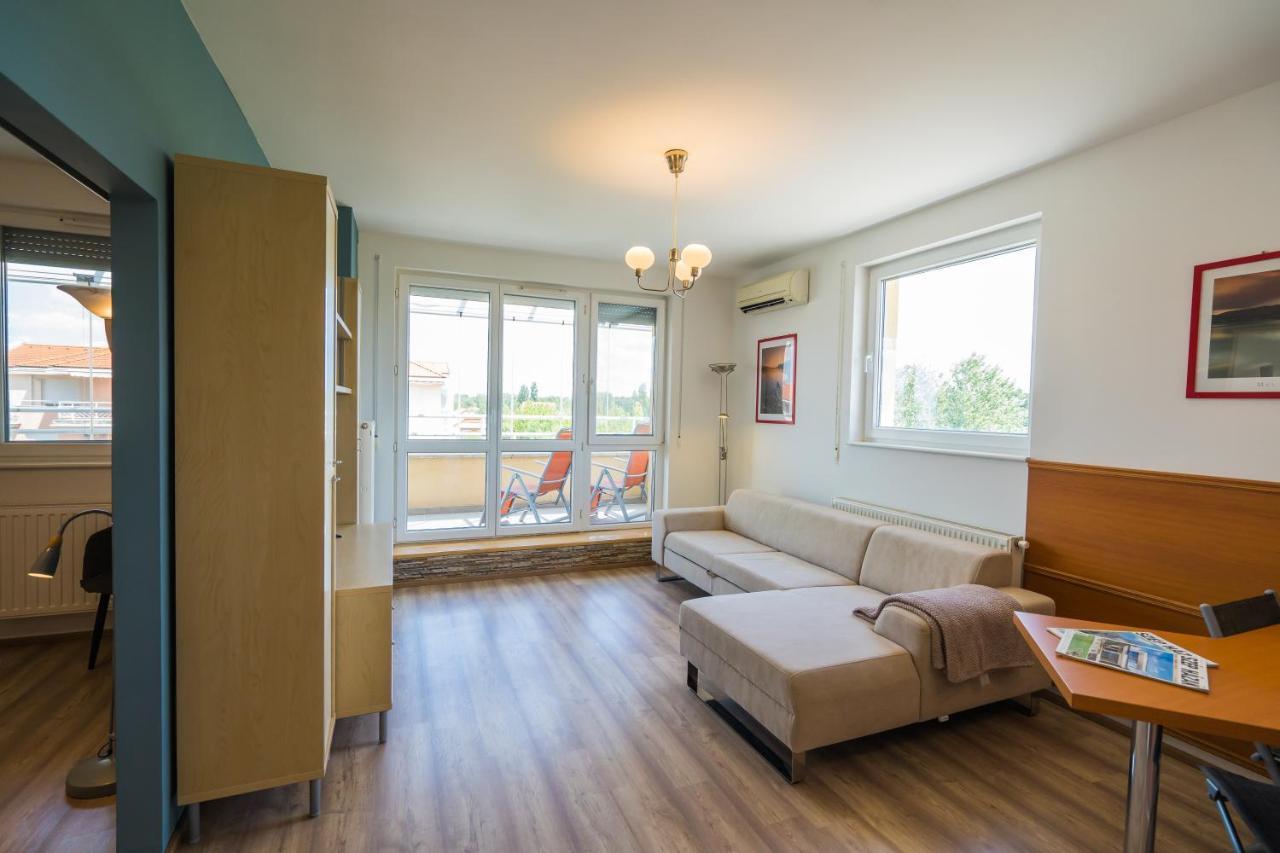 Myflat All-Season Apartment Siofok Luaran gambar