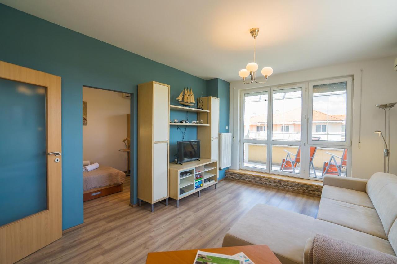 Myflat All-Season Apartment Siofok Luaran gambar